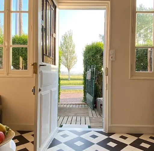 Charmante Maisonnette Proche Et Commerces Holiday home *